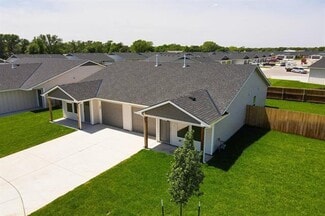 Building Photo - 542-544 W 50th Ct S