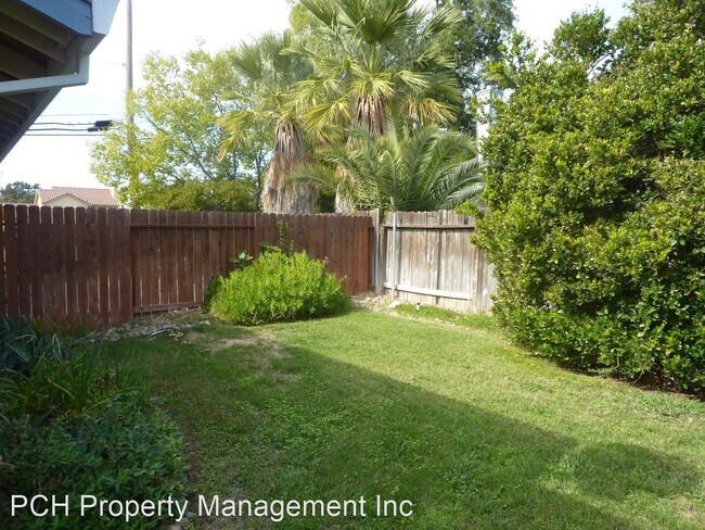 Building Photo - 2 br, 2 bath House - 1001 Bell Ave