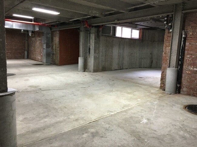 Building Photo - 779 Wyckoff Ave
