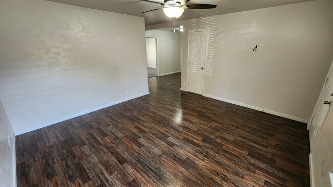 Building Photo - Remodeled 3 bedroom 1 bathroom house in Ed...