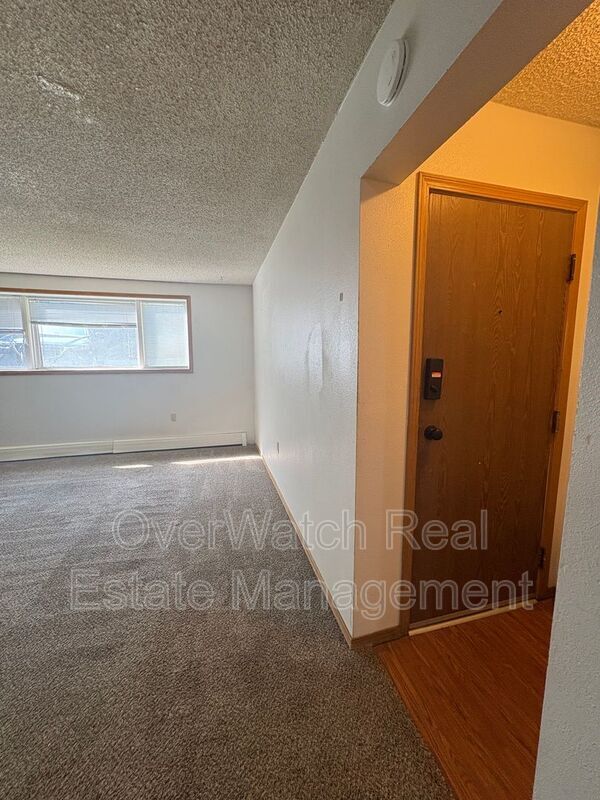 Building Photo - 1509 W 45th Ave