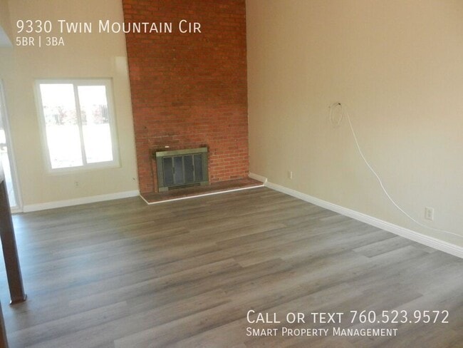 Building Photo - 9330 Twin Mountain Cir
