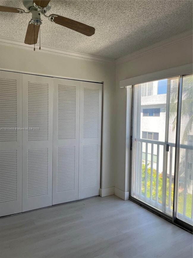 Foto del edificio - 17051 NE 35th Ave