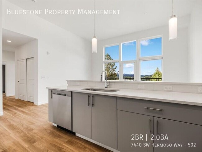 Foto del edificio - Look and Lease for One Month Free