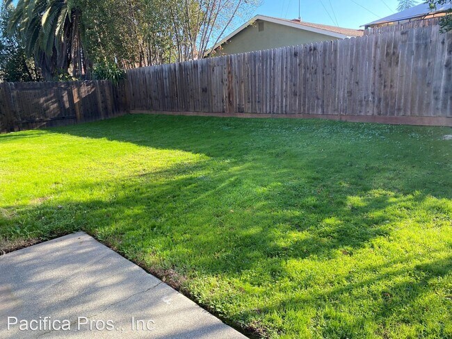 Building Photo - 3 br, 2 bath House - 4336 Tallyho Drive
