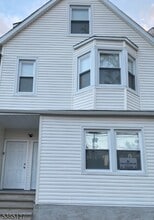 Building Photo - 36 Dassing Ave