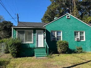 Building Photo - 103 Hibiscus Ave