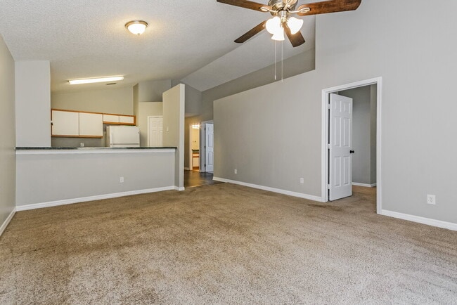 Building Photo - 1317 S Park Ave