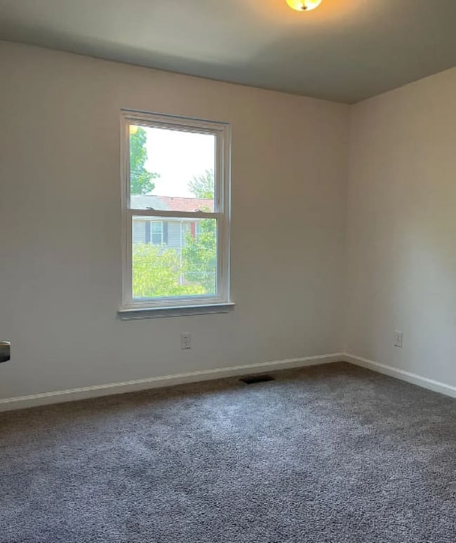 Foto del edificio - 1135 E 14th St
