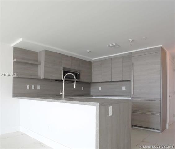 Foto del edificio - 400 Sunny Isles Blvd
