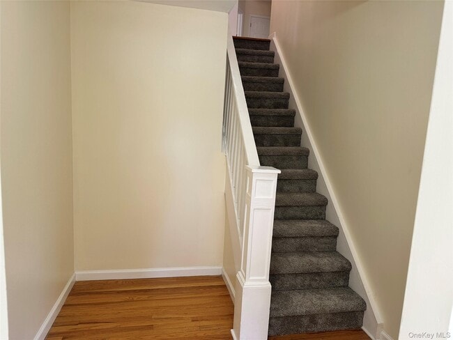 Building Photo - 14 Givens Ln