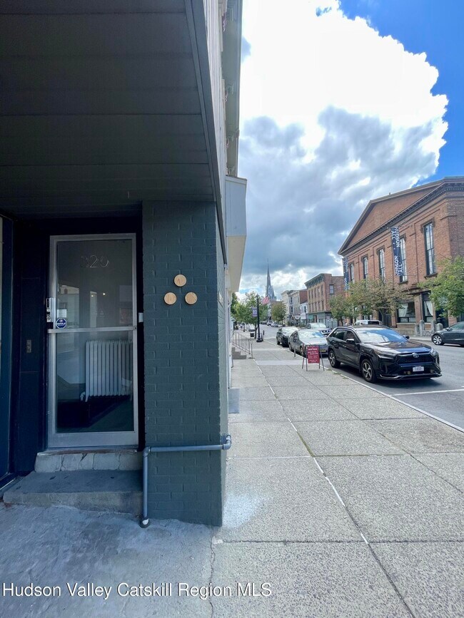 Foto del edificio - 320 Warren St