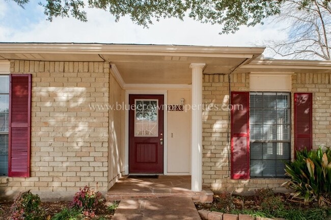 Building Photo - 10239 Catalpa Rd