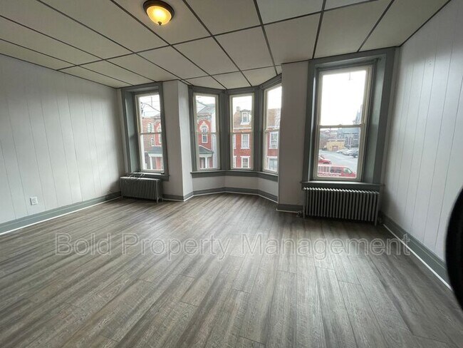 Building Photo - 131 N 9th St