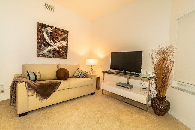 Foto del edificio - 255 Barefoot Beach Blvd
