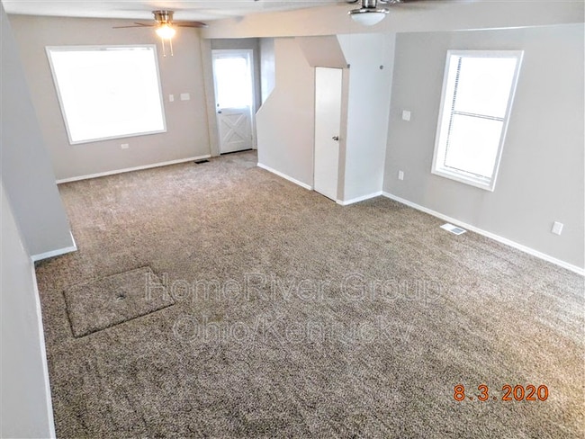 Building Photo - 934 Maple Ave