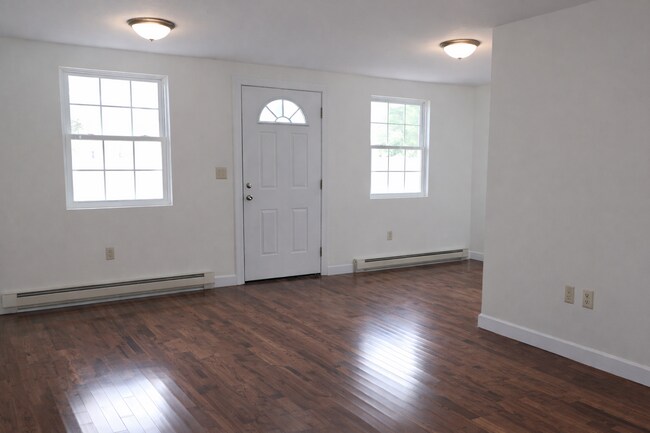 Sala de estar - 26 Tacy Ln