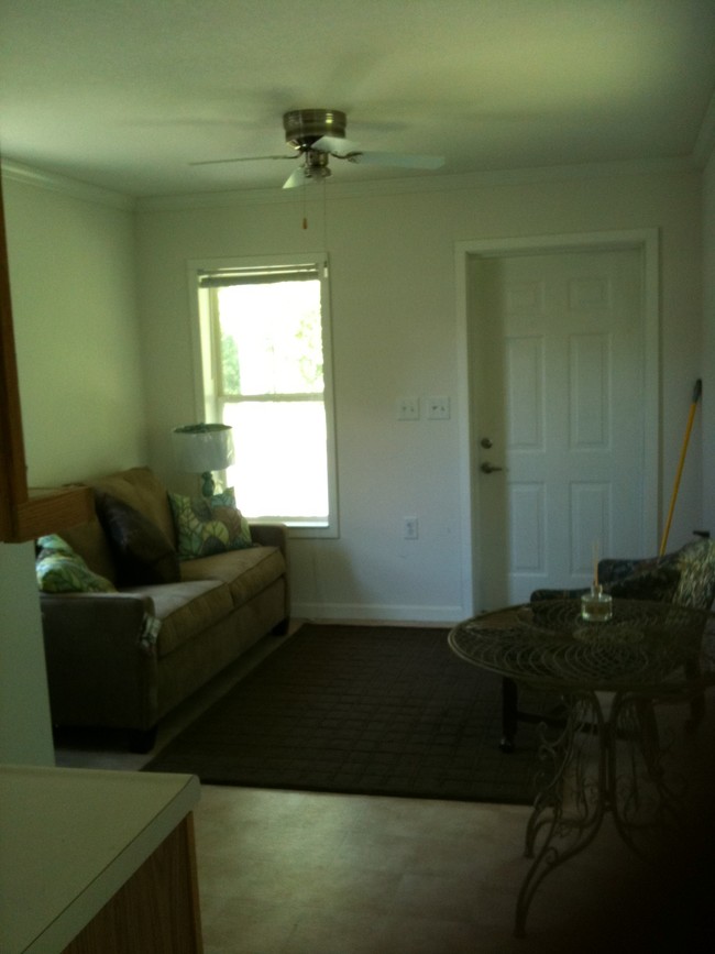 Foto del edificio - 26 Cottage Grove Dr
