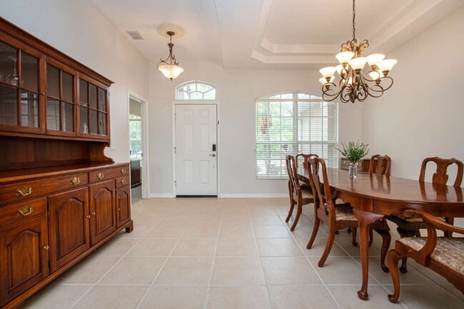 Photo - Heritage Harbour Golf Course Home!