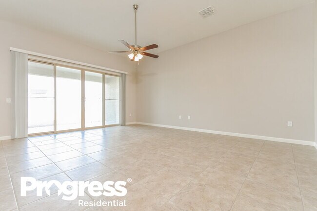 Foto del edificio - 30832 W Pinchot Ct