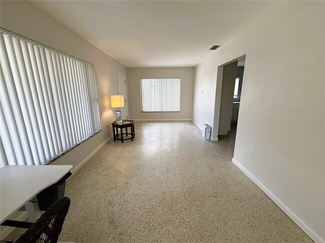 Foto del edificio - 14017 W Parsley Dr