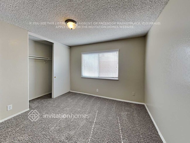Foto del edificio - 934 Frontier Ave