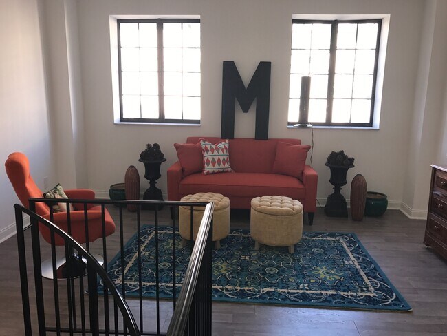 upper level living area - 1019 Main St Apartments