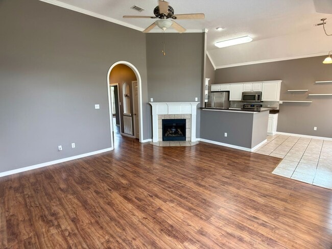 Building Photo - 4 Bed, 2 Bath Jonesboro Home with Bonus Room, Fenced Backyard, 2-Car Garage