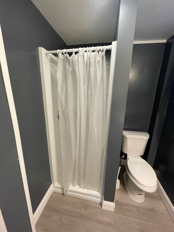 Building Photo - 331 Woodlawn Ave