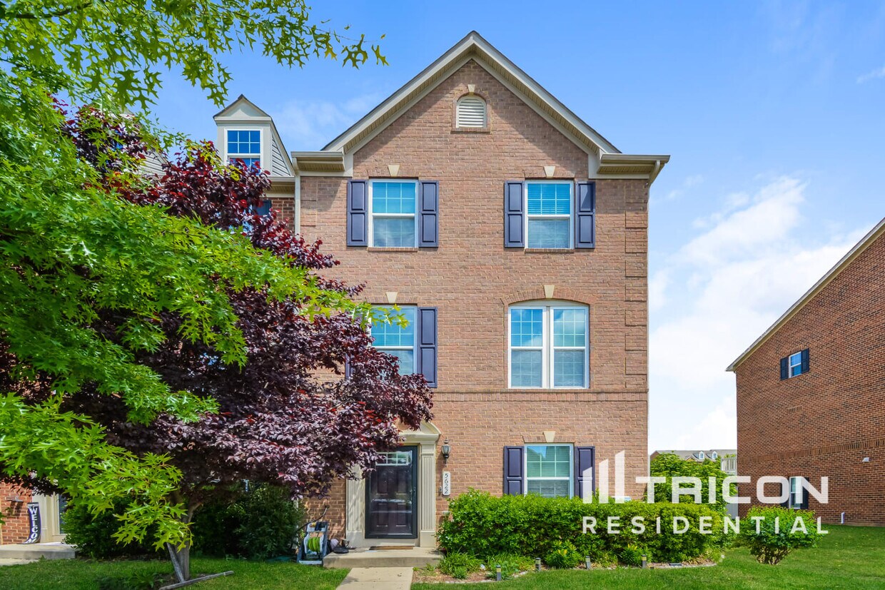 Foto principal - 5622 Barnstormers Ln