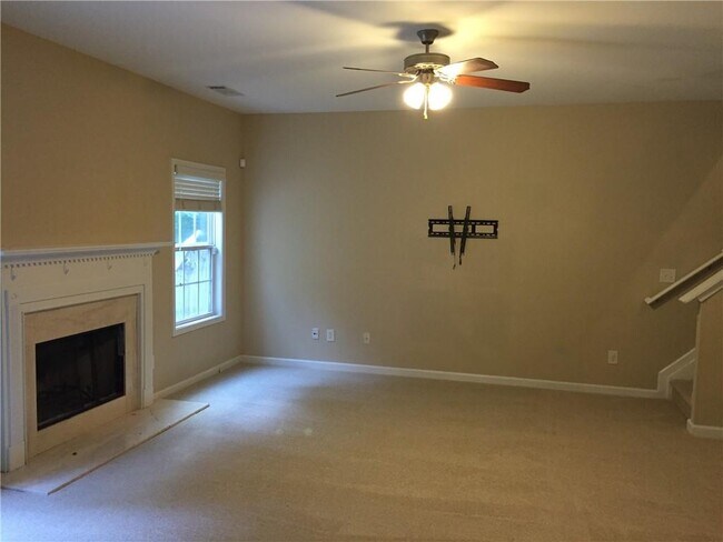 Building Photo - 2722 Sedgeview Ln NE