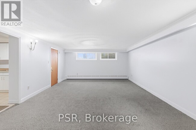 Photo du bâtiment - 35 Twenty Fourth St