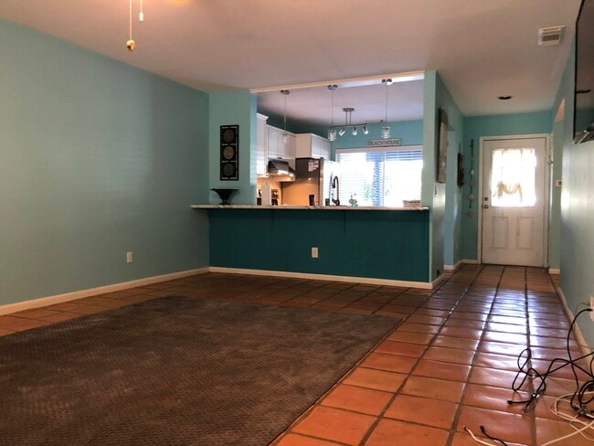 Foto del edificio - 1515 NE Beacon Dr