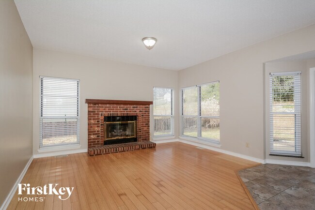 Foto del edificio - 1489 Remington Oaks Terrace