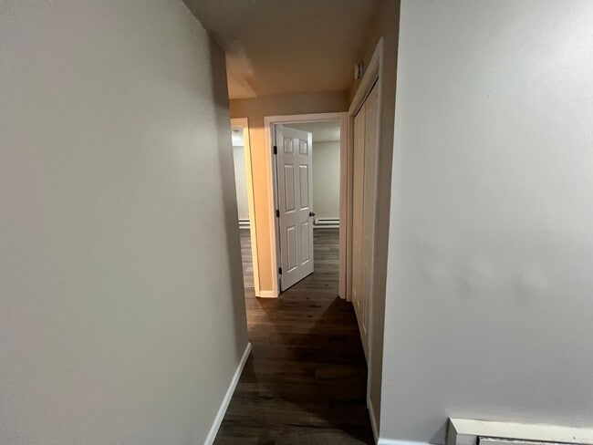 Foto del edificio - 2 Bedroom 1 Bathroom Apartment!