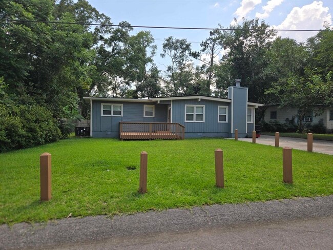 Building Photo - 1809 Tyndall Dr