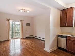 Building Photo - 25-25 Newtown Ave