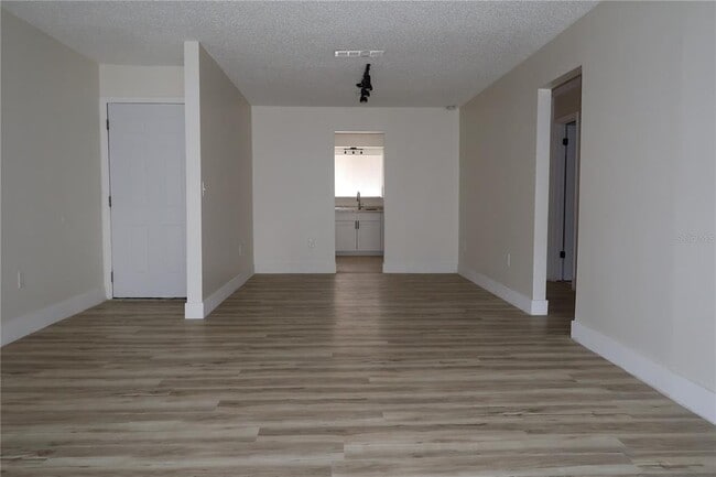 Building Photo - 4213 S Semoran Blvd