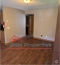 Building Photo - 401 S 4 Ave