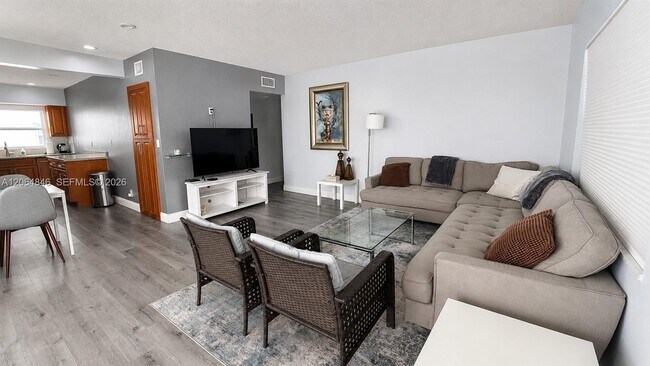 Foto del edificio - 2600 S Ocean Dr