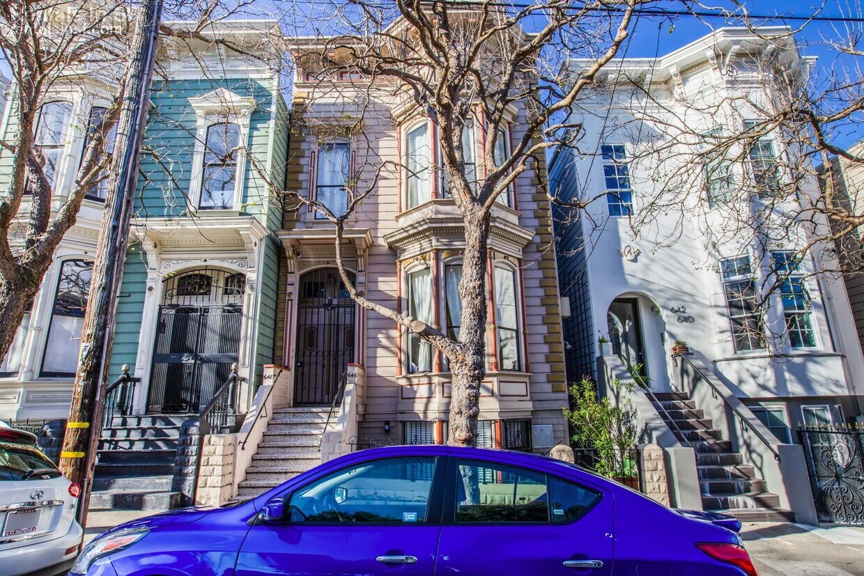 Primary Photo - 644 Hayes St