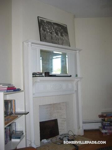 Building Photo - 108 Central St