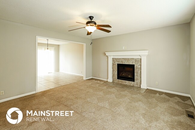 Building Photo - 406 Golfview Dr