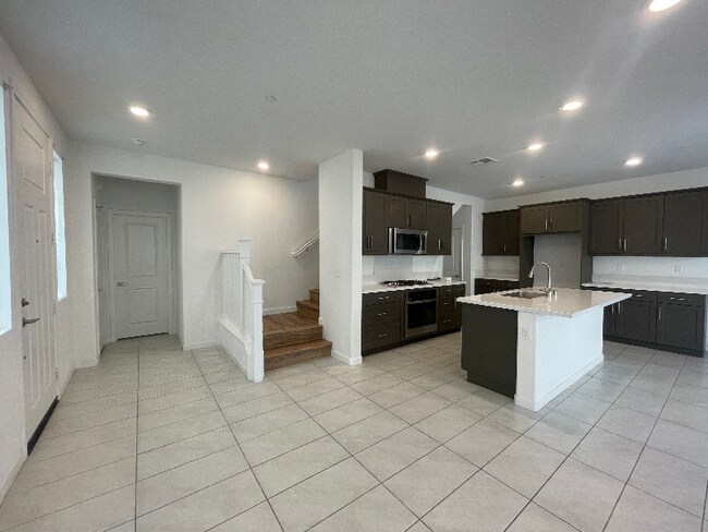 Foto del edificio - 16254 Lozano St