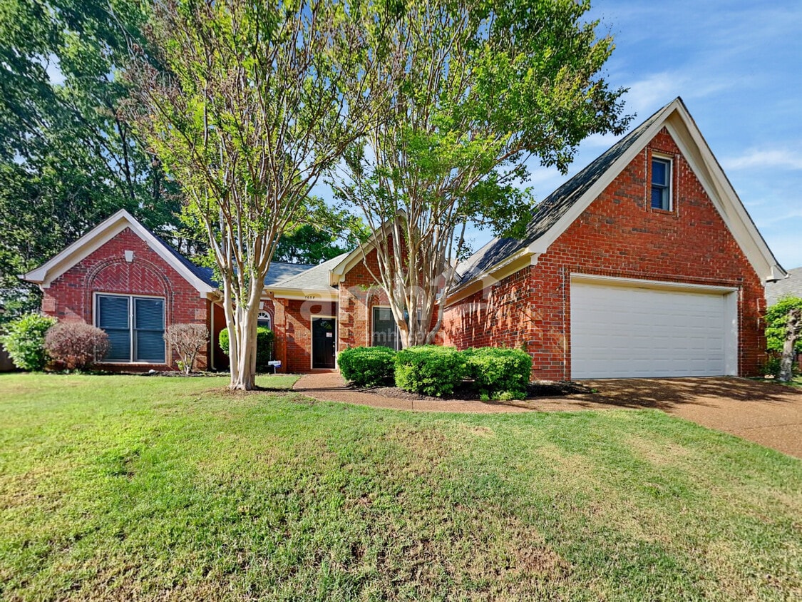 Primary Photo - 7608 Dexter Park Dr