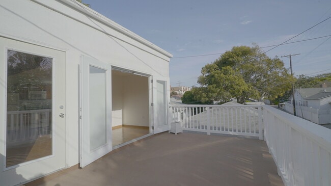 Building Photo - 8713 Pershing Dr