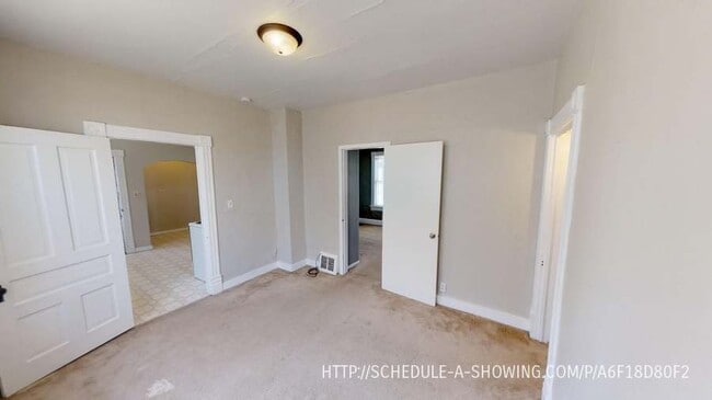 Building Photo - 215 W Prospect St