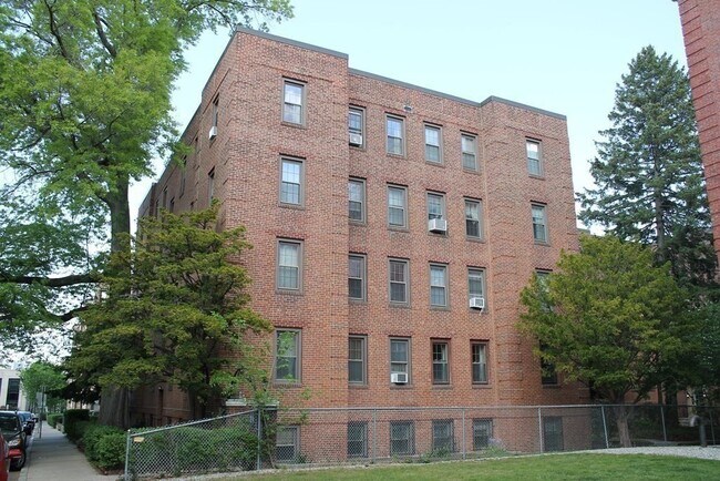 Foto del edificio - 16 Ware St