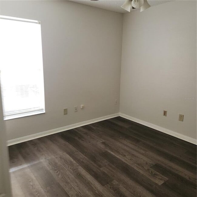 Building Photo - 28525 Seashell Ct