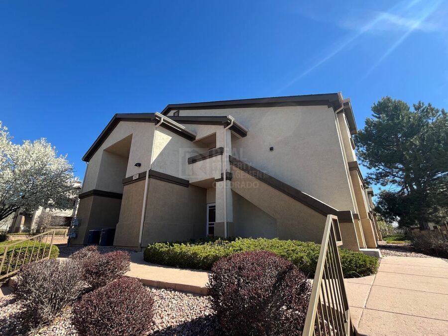 Photo - 3927 Riviera Grove-203